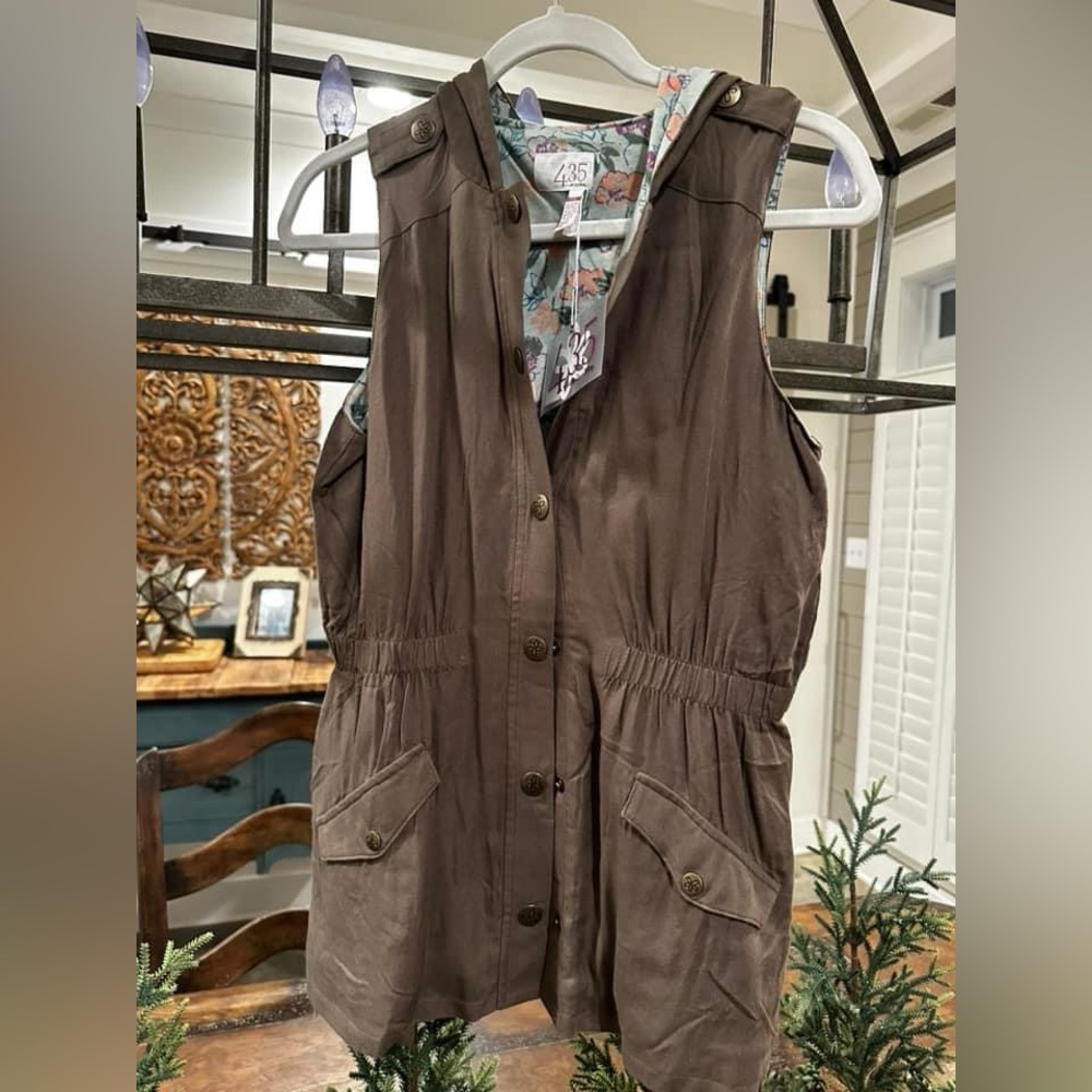 Matilda Jane - Sleeveless Hooded Vest